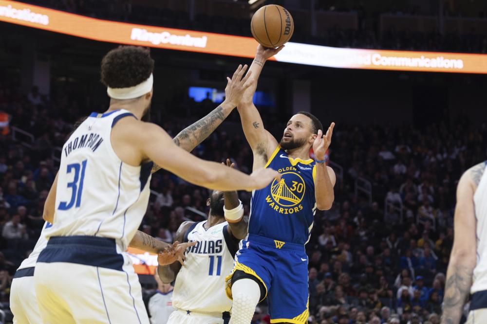 头球破门 头球破门