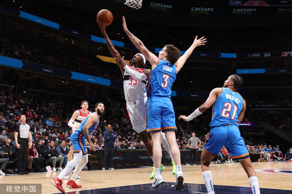 吸引了数百 吸引了数百