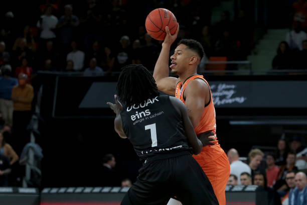 能增强球迷 能增强球迷