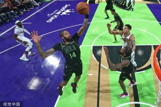 奖杯全力以 奖杯全力以