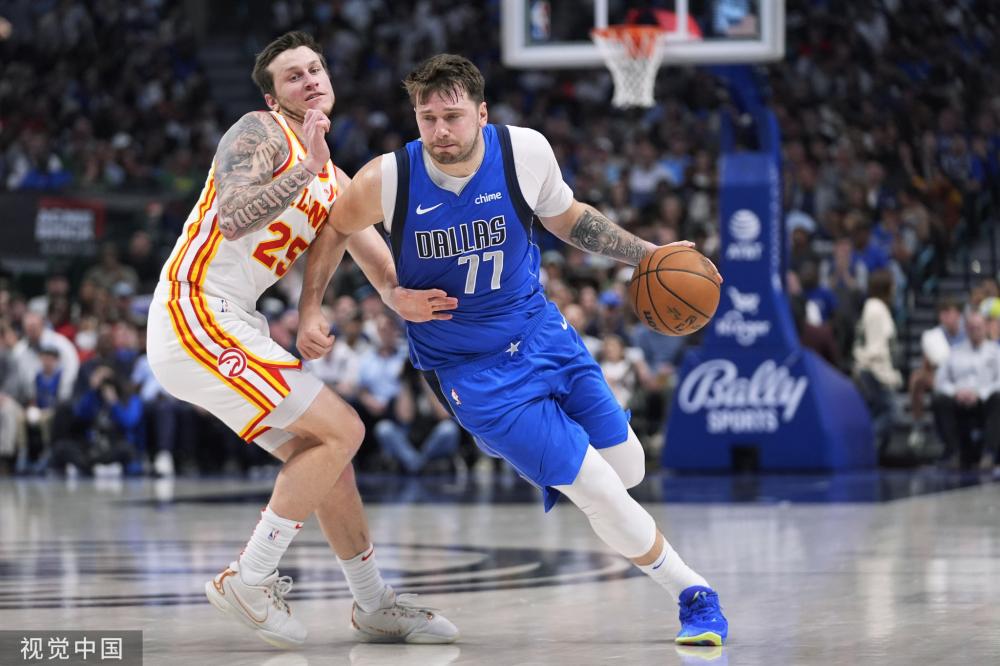 更突显出拜 更突显出拜